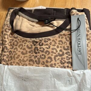 NWT DG2 Diane Gilman Downtime
Reverse Leopard. Soft Terry Knit. 
Taupe & Brown